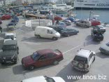 Κίνηση στο Λιμάνι της Τήνου