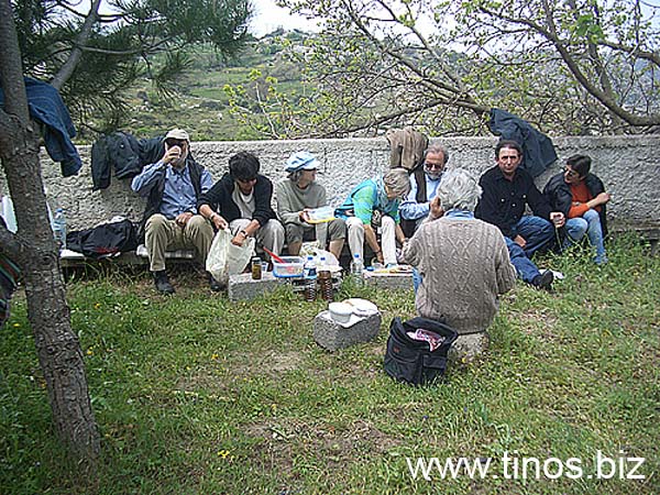 volax2006-052