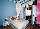 ROOMS-APPARTEMENTS-ACCOMMODATION- LA CASA- 