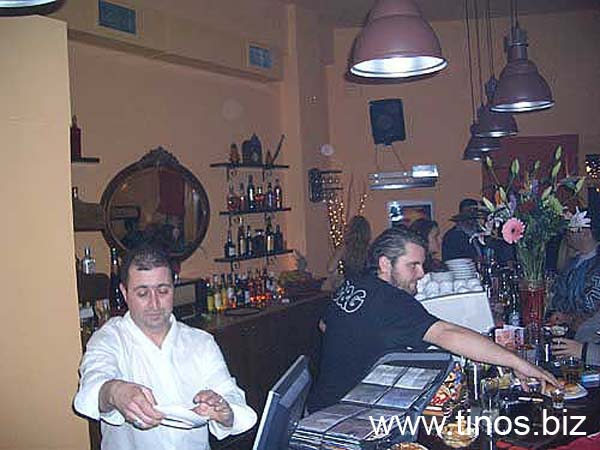 tinos-nightlife-010