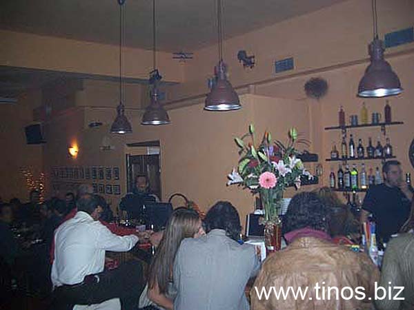 tinos-nightlife-015