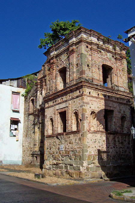 RUINAS DE LA COMPANIA DE JESUS 01