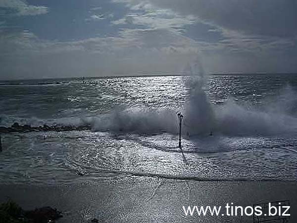 wave-063