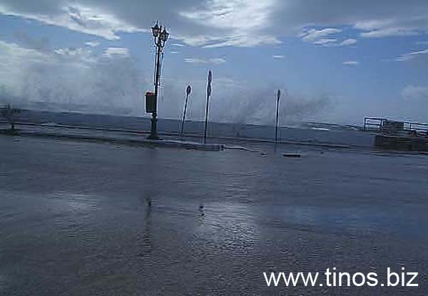 wave-077